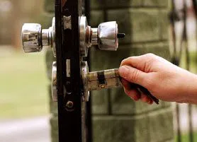 Golden Locksmith Services San Antonio, TX 210-780-7302 - 13-Re-Key-Locks