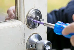 Golden Locksmith Services San Antonio, TX 210-780-7302 - 5-Change-Locks